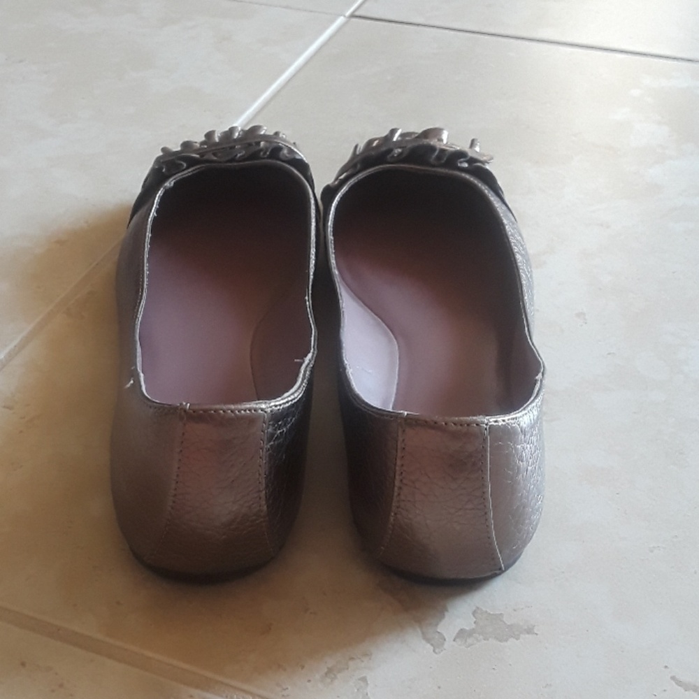Shoes - Picture 3 of 4